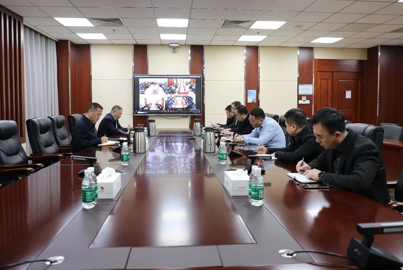 宏河集团召开3月份总经理安全生产办公会1