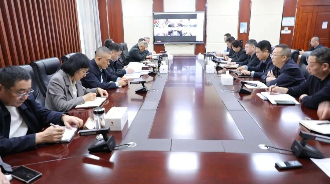 “五抓五树”强根基，“对标提升”筑防线——宏河集团召开第二季度安全工作会议暨四月份总经理安全办公会1